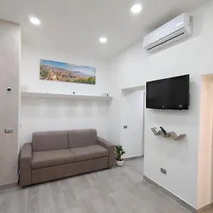 Domus Bianchi Casa vacanze Napoli
